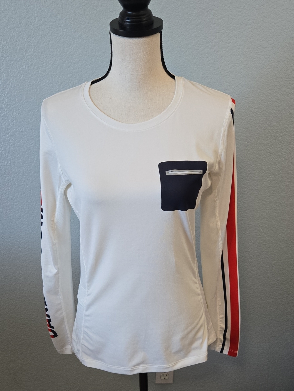 Tory Sport Dare To Compete Long Sleeve Athletic Performance Top Americana Small